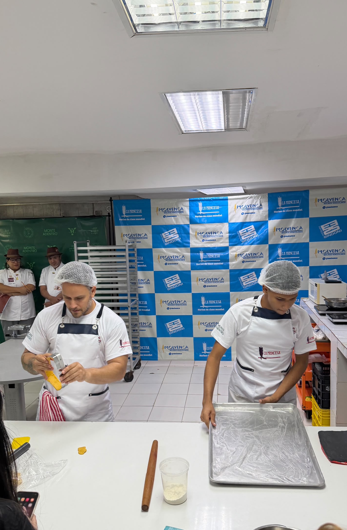 Equipo Finalista 2 - Rogelio Salcedo (panadero) y Alan Gutiérrez (commis)